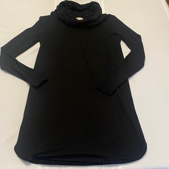 LOFT Dresses & Skirts - Loft Women’s Long Sleeve Cowl Neck Dress